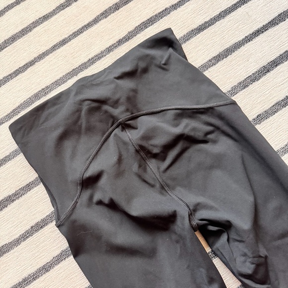 SPANX SPANXshape Booty Boost 7/8 Leggings Black Size Medium - Picture 11 of 11